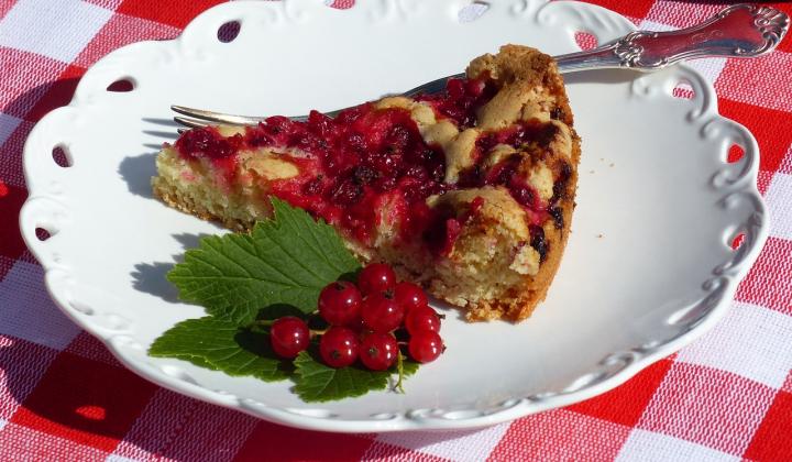 Jak upéct rybízový koláč s marcipánovou drobenkou | recept Jak upéct rybízový koláč s marcipánovou drobenkou | recept