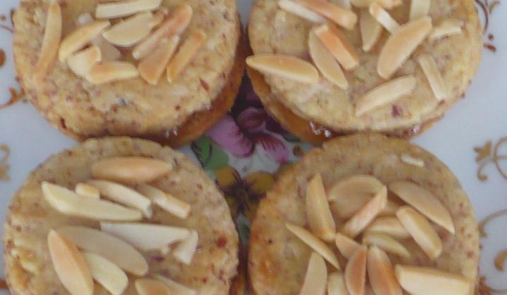 Jak upéct rakouská vánoční mandlová kolečka | recept