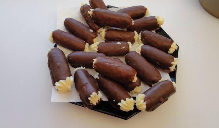 Jak připravit trubičky z medového těsta | recept
