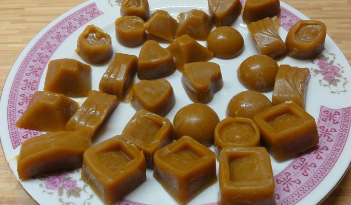 Jak připravit domácí karamel a smetanové karamelky | recept Jak připravit domácí karamel a smetanové karamelky | recept