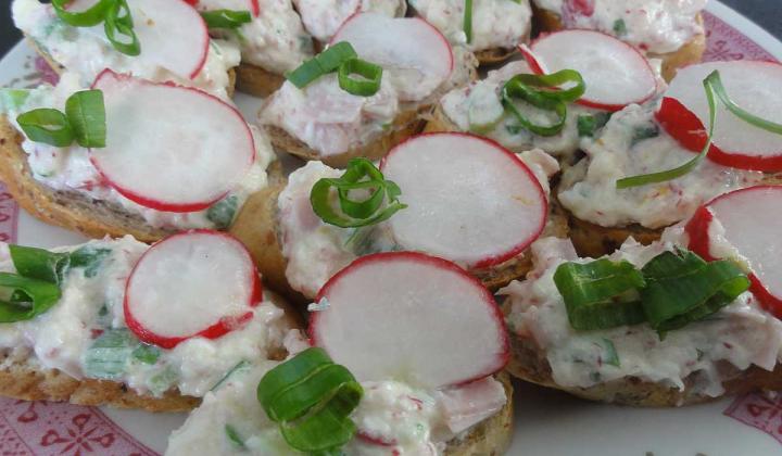 Jak udělat pomazánku z ředkviček nebo ředkve | recept Jak udělat pomazánku z ředkviček nebo ředkve | recept