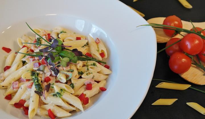 Jak připravit lehké těstoviny s rajčaty | recept