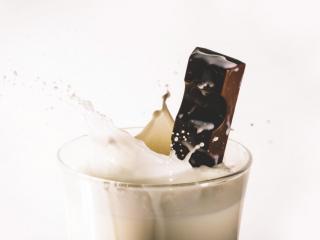 Jak udělat domácí čokoládový likér | recept na vánoční likér Jak udělat domácí čokoládový likér | recept na vánoční likér