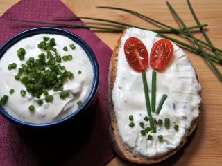 Jak připravit pažitkovou pomazánku | recept Jak připravit pažitkovou pomazánku | recept