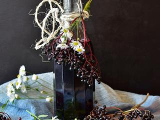 Jak vyrobit zdravý bezinkový sirup Jak vyrobit zdravý bezinkový sirup