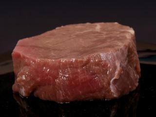 Jak udělat pepřový steak na lávovém kameni | recept Jak udělat pepřový steak na lávovém kameni | recept