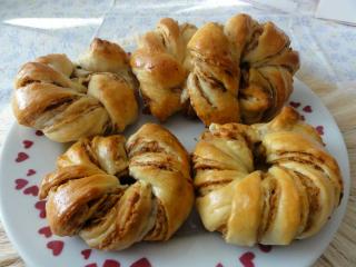 Jak upéct kynuté perníkové uzly | recept Jak upéct kynuté perníkové uzly | recept