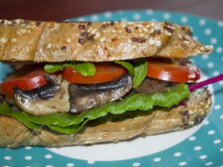 Jak připravit zdravý houbový sendvič | recept
