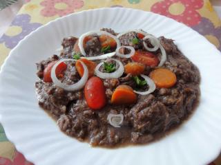 Jak uvařit hovězí bourguignon | recept Jak uvařit hovězí bourguignon | recept