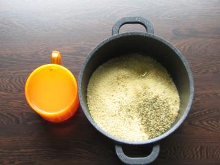 Jak připravit řecký kuskusový salát s cizrnou | recept Jak připravit řecký kuskusový salát s cizrnou | recept