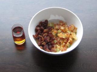 Jak upéct tvarohové sušenky s kandovaným ovocem a rozinkami | recept Jak upéct tvarohové sušenky s kandovaným ovocem a rozinkami | recept