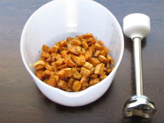 Jak uvařit světové batátové kari s arašídy | recept