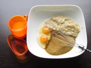 Jak upéct famózní banánový koláč s burákovo-tvarohovým krémem | recept Jak upéct famózní banánový koláč s burákovo-tvarohovým krémem | recept