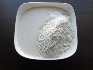 Jak upéct božský špaldový koláč s kardamomem a karamelovo-ořechovou | recept glazurou Jak upéct božský špaldový koláč s kardamomem a karamelovo-ořechovou | recept glazurou