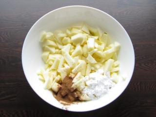 Jak upéct tvarohovo-jablečný koláč z Lotusek | recept Jak upéct tvarohovo-jablečný koláč z Lotusek | recept