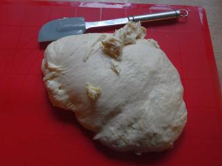 Jak upéct rohlíčky z kynutého těsta s náplní | recept na slané i sladké pečivo Jak upéct rohlíčky z kynutého těsta s náplní | recept na slané i sladké pečivo