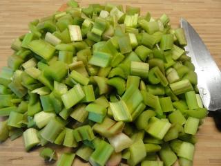 Jak upéct jogurtový koláč s rebarborou | recept Jak upéct jogurtový koláč s rebarborou | recept