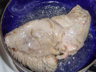 Jak udělat hovězí konfitovanou kližku na víně | recept Jak udělat hovězí konfitovanou kližku na víně | recept