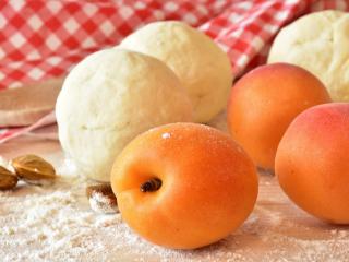 Jak udělat kynuté meruňkové knedlíky | recept Jak udělat kynuté meruňkové knedlíky | recept