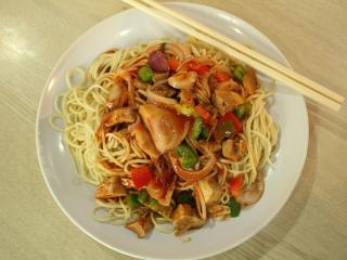 Jak udělat kuřecí pánev po asijsku | recept Jak udělat kuřecí pánev po asijsku | recept