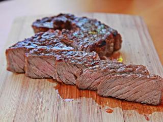 Jak udělat hovězí steak s máslem jalapeňo | recept Jak udělat hovězí steak s máslem jalapeňo | recept