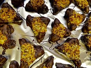 Jak připravit ořechové trojúhelníčky s citronovou polevou | recept bez mouky a pečení Jak připravit ořechové trojúhelníčky s citronovou polevou | recept bez mouky a pečení